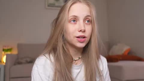  REYNA  next stream is 11h of Feb online show from 28, 4, 2026