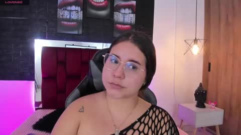 April SC online show from 17, 2, 2025