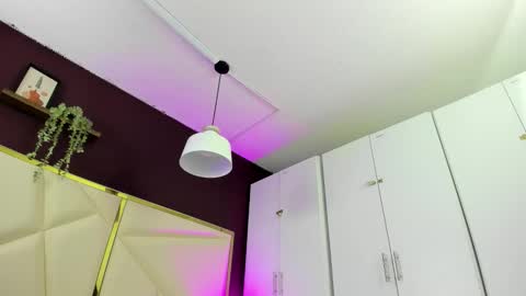 April online show from 15, 11, 2025