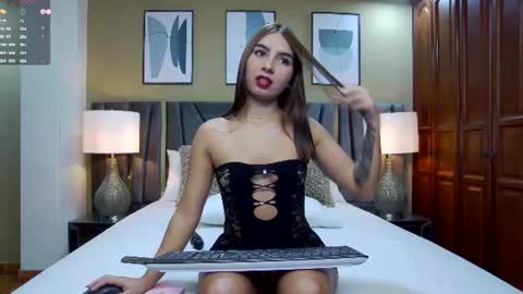 Snapshot of april_derricks chatting on 22, 6, 2026 April online show from 22, 6, 2026
