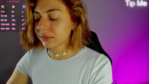 Snapshot of april_dumont chatting on 27, 2, 2026 April online show from 27, 2, 2026