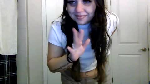 Snapshot of aprilanna chatting on 24, 2, 2025 AnnaApril420 online show from 24, 2, 2025