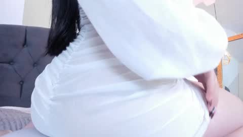 Cris online show from 8, 3, 2025