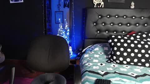 lucy online show from 3, 1, 2025