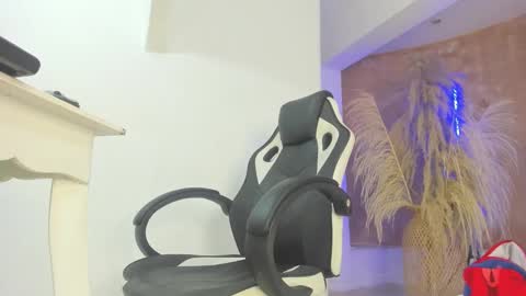 Snapshot of aprill_fox chatting on 26, 12, 2024 aprill_fox online show from 26, 12, 2024