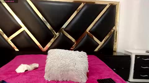 Snapshot of aprilycrystal chatting on 24, 6, 2026 april y crystal online show from 24, 6, 2026