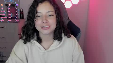 aqua emilly online show from 27, 2, 2025