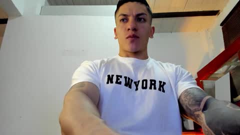 Jonathan online show from 8, 11, 2025