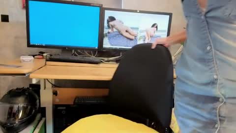 Nadia Cyel online show from 28, 4, 2026