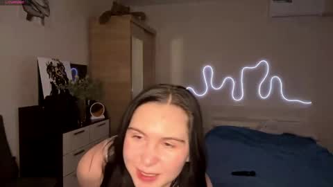 Emi online show from 23, 4, 2026