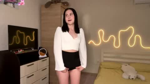 Emi online show from 26, 4, 2026