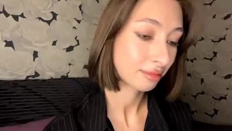 lily online show from 29, 7, 2026