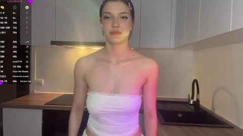 Caroline online show from 17, 4, 2026