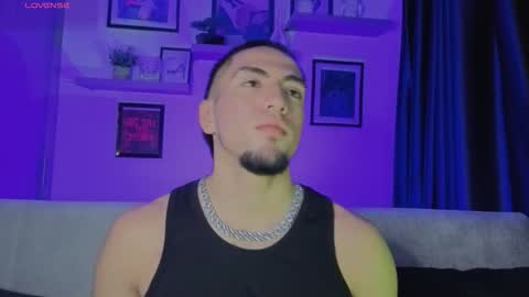 Snapshot of aresmassimox chatting on 22, 11, 2025 Mateo online show from 22, 11, 2025