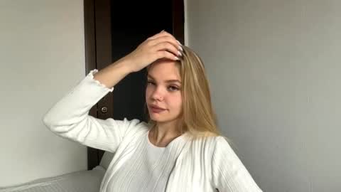 Amelia online show from 12, 11, 2025