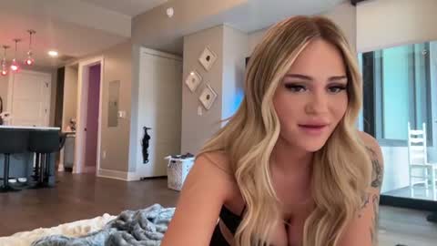 Ari  online show from 10, 6, 2026