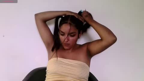 Snapshot of ari_20_ chatting on 20, 6, 2026 Bella online show from 20, 6, 2026