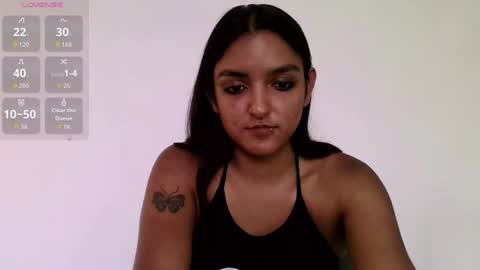 Snapshot of ari_20_ chatting on 27, 6, 2026 Bella online show from 27, 6, 2026