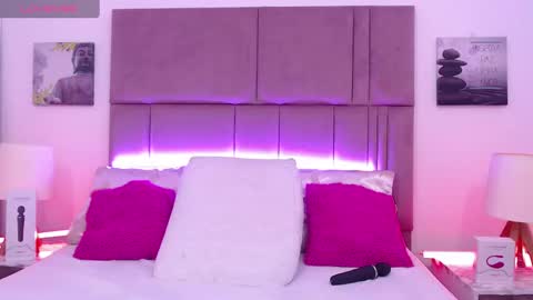 Snapshot of ari_james chatting on 23, 1, 2025 Ahri James online show from 23, 1, 2025