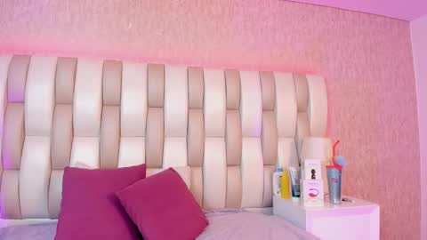 ari_lynn_ online show from 13, 2, 2026