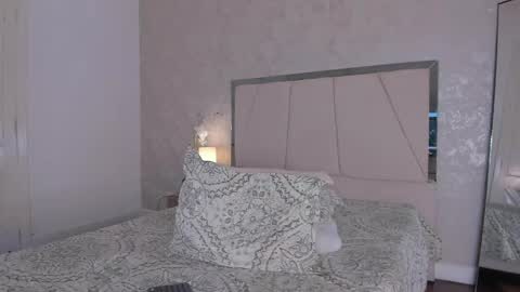 Ari Wilde online show from 22, 4, 2026