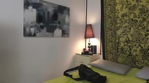 Snapshot of aria_and_orien chatting on 15, 11, 2025 aria y orien online show from 15, 11, 2025