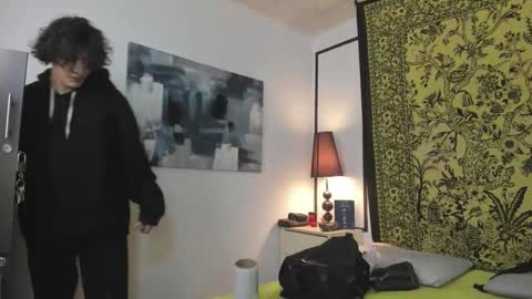 Snapshot of aria_and_orien chatting on 22, 11, 2025 aria y orien online show from 22, 11, 2025