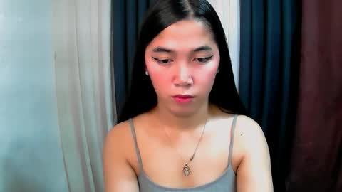 Snapshot of aria_fucks chatting on 18, 12, 2025 ARIA online show from 18, 12, 2025