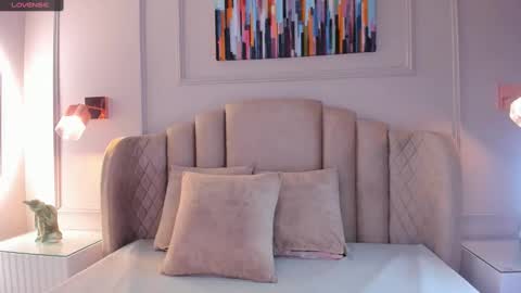 Aria  online show from 5, 1, 2025