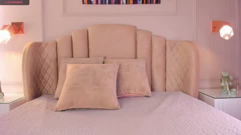 Aria  online show from 9, 1, 2025