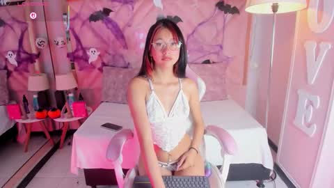 Aria Jones online show from 27, 10, 2025