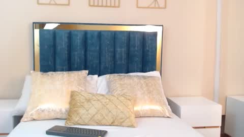 aria online show from 26, 4, 2026