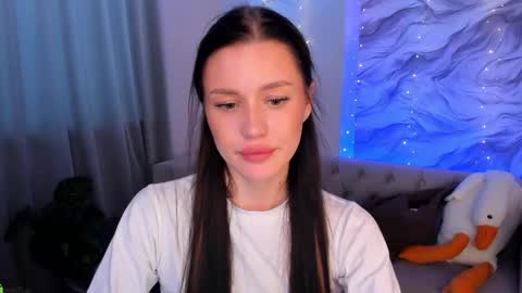 aria_mila online show from 27, 4, 2026