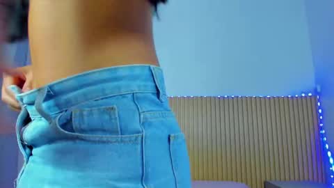 Aria Millers  online show from 11, 1, 2026