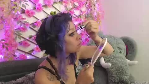 aria_silk online show from 15, 7, 2026