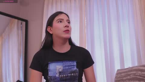 Snapshot of ariaa_isabell chatting on 1, 6, 2026 Ariaa online show from 1, 6, 2026