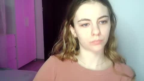 AriaCreazy online show from 6, 1, 2025