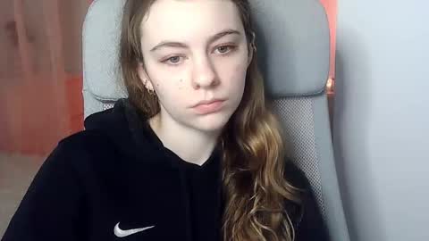 AriaCreazy online show from 6, 2, 2025