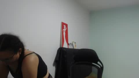 ...Ariana... online show from 10, 6, 2026