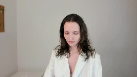 Ariadna online show from 27, 4, 2026