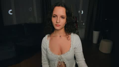 Snapshot of ariadna_s chatting on 10, 5, 2026 Ariadna online show from 10, 5, 2026