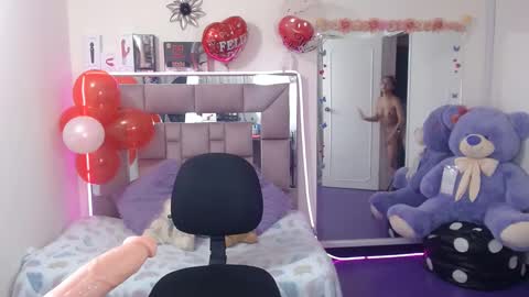 ariadnacappelletty online show from 28, 2, 2025