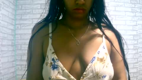 Snapshot of ariah13 chatting on 9, 7, 2026 ariah13 online show from 9, 7, 2026