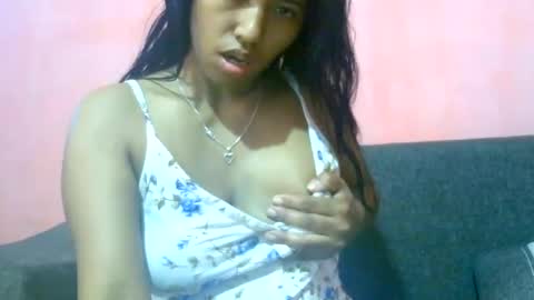 Snapshot of ariah13 chatting on 2, 8, 2026 ariah13 online show from 2, 8, 2026