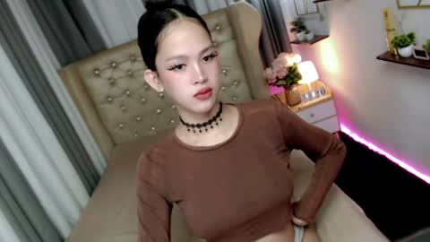 Christine  JorgensenChristmas wish breasts implants  online show from 13, 6, 2026