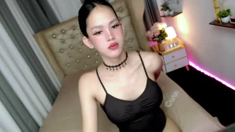 Christine  JorgensenChristmas wish breasts implants  online show from 17, 6, 2026