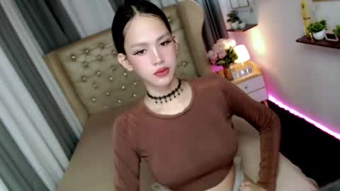 Christine  JorgensenChristmas wish breasts implants  online show from 18, 6, 2026