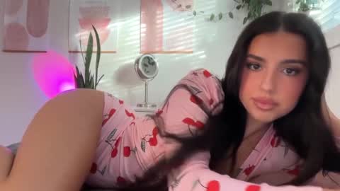 Snapshot of ariajackson chatting on 13, 11, 2025 Aria online show from 13, 11, 2025