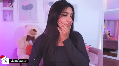 Snapshot of ariana_bae_ chatting on 24, 12, 2024 online show from 24, 12, 2024