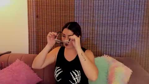 Ariana Cruz online show from 13, 4, 2026